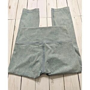 Lululemon Capri Pant‎ Womens Size 6 light Blue Leggings Athleisure
